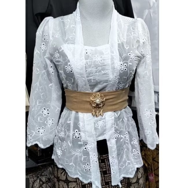 Kebaya Embroderi Full Bordir Lengan Lonceng Bahu Kerut, Adat Bali