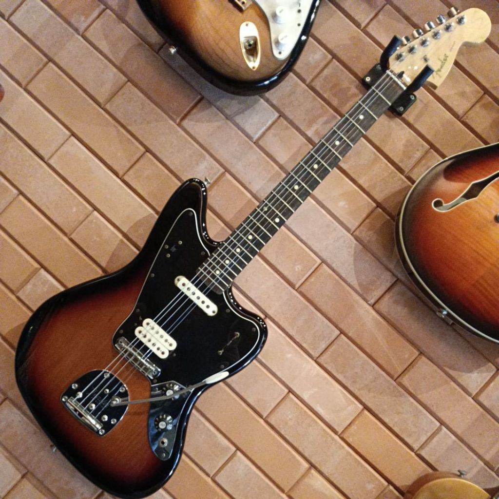 Electric Guitar Fender Jaguar 2020 Mexico – Kondisi Istimewa & Original
