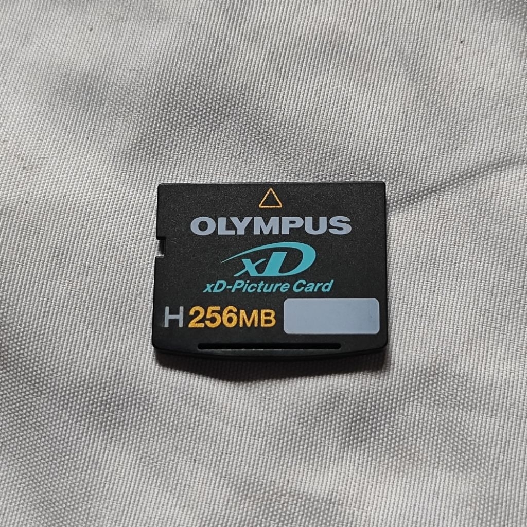 XD card Olympus Camera High256MB  second normal