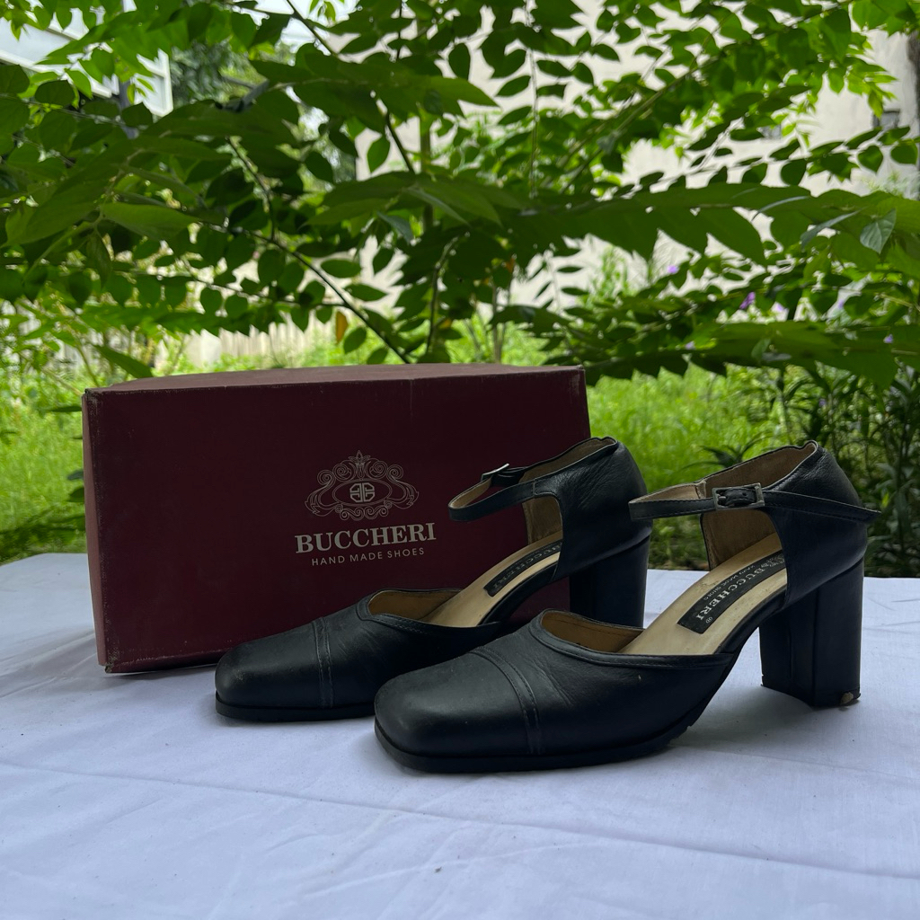 [@Sarkas.id x @Nova.kit] Preloved sepatu hak wanita hitam (Buccheri) sepatu kerja sepatu kantor wani