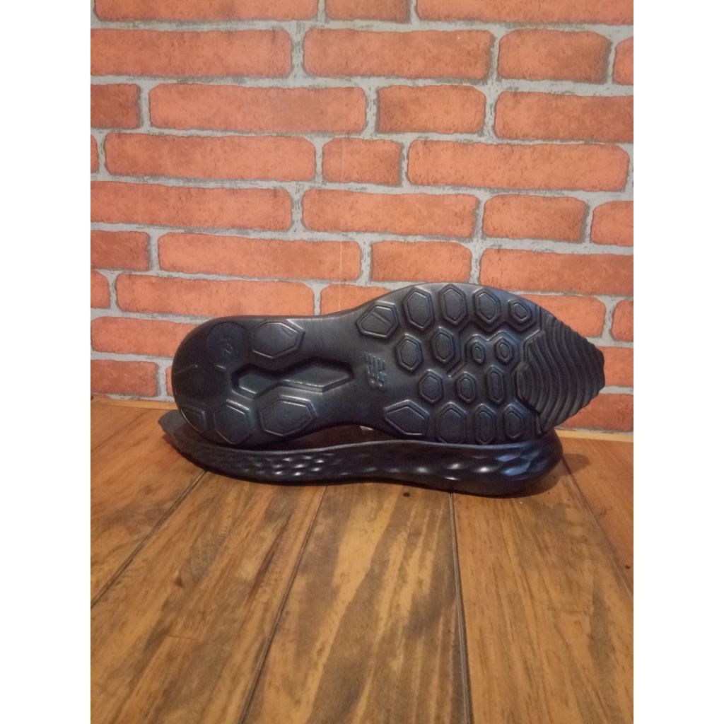 Outsole sepatu running/sol sepatu