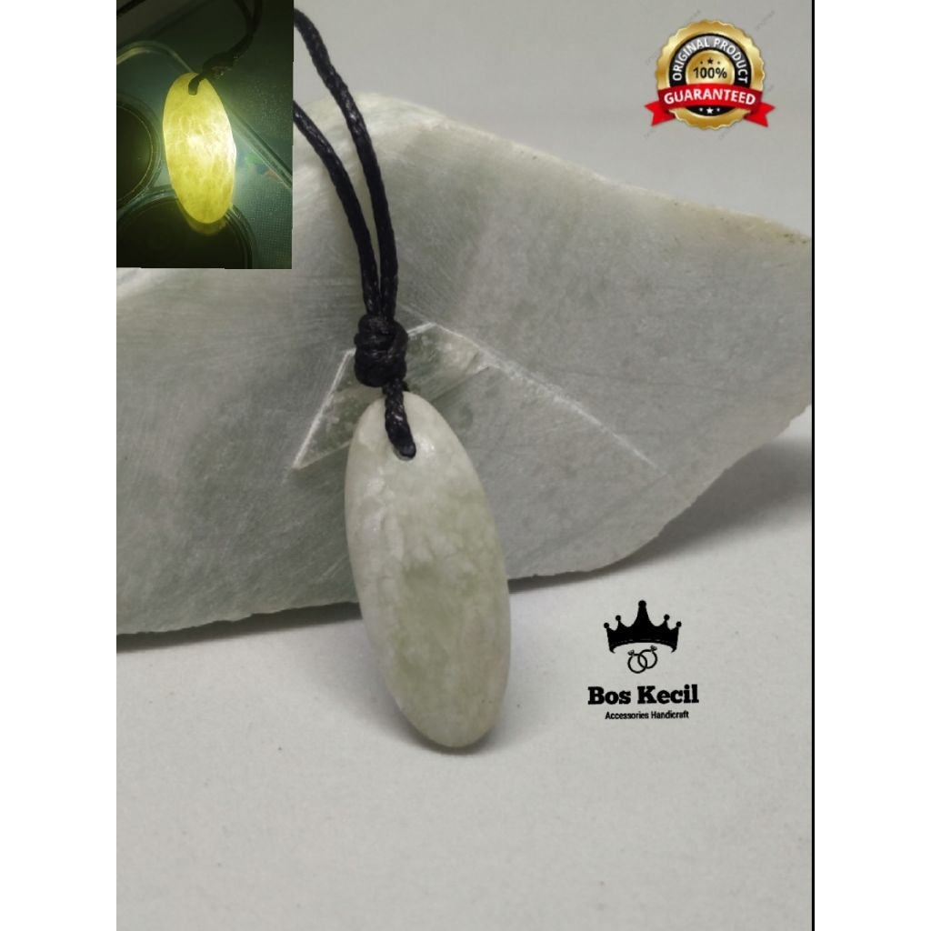 liontin batu giok hijau putih asli alam 100% / liontin batu giok hijau asli / liontin batu giok mura