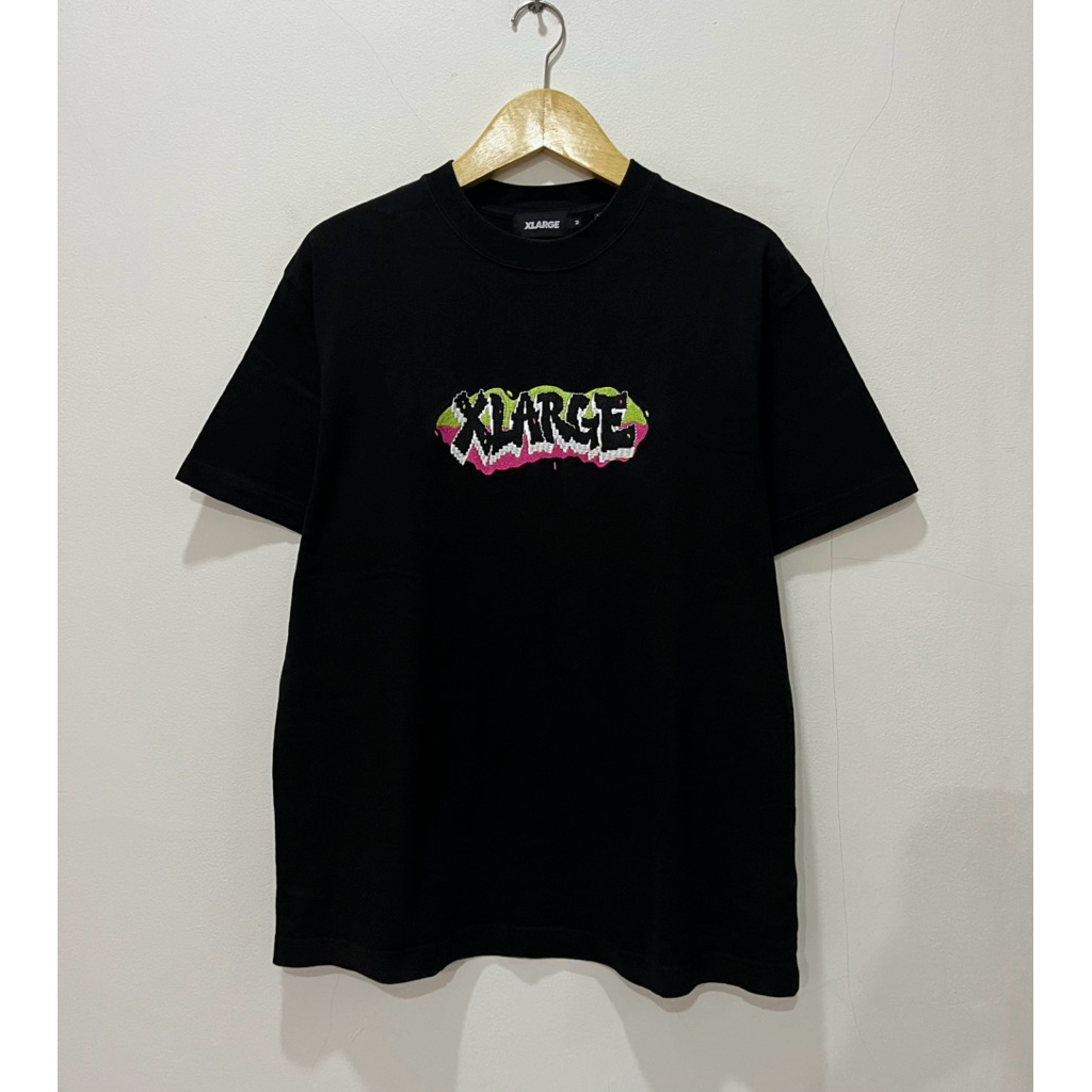 Tshirt XLARGE Script Bordir Logo Black / Kaos XLARGE
