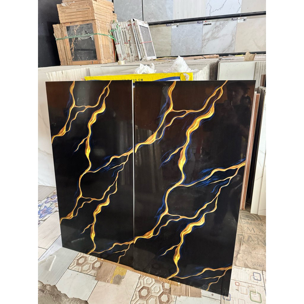 granit hitam motif emas elektra blue gold 60x120