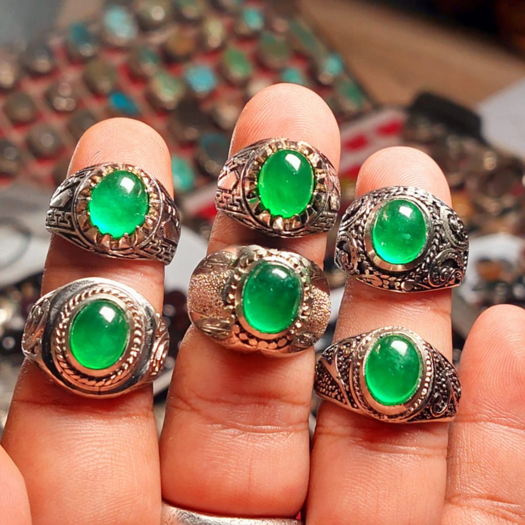 Cincin batu giok burma 10mm tipe C asli natural alam / jedait jade / green jade