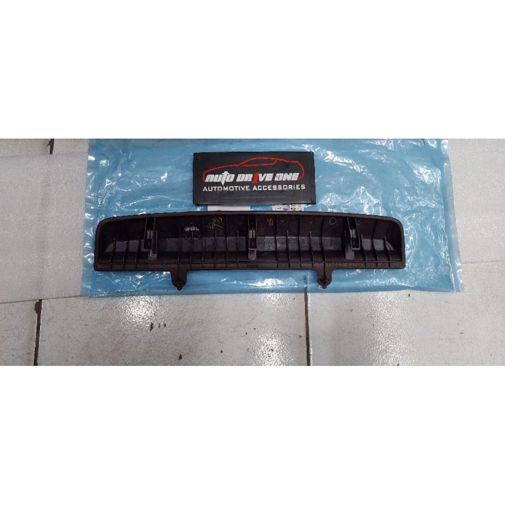 List Kayu Meja Jok Innova Reborn Tipe V Original Toyota