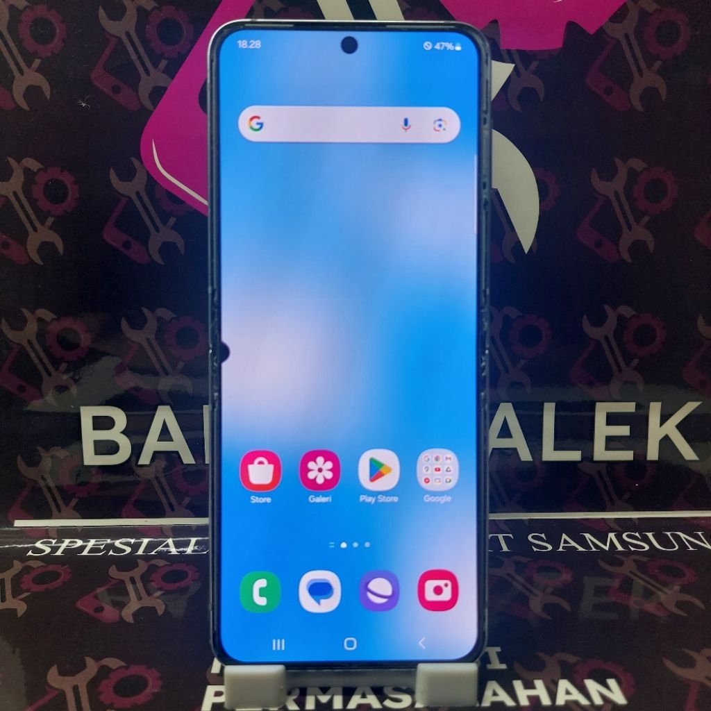 LCD SAMSUNG GALAXY Z FLIP 5 (SM-F731 ORIGINAL BEKAS COPOTAN SEIN MINUS TOMPEL KECIL KIRI