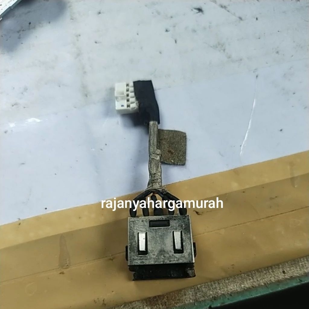 kode B0X DNT 2C3R 25P1R3 E5I-IE2 
Cable kabel flexi flexible fleksibel dc jack jek dc power supply d