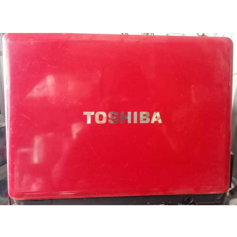 (MOHON BACA DESKRIPSI) Laptop Bekas Toshiba Satellite M300 Kondisi Mati Total DENGAN CHARGER Noteboo