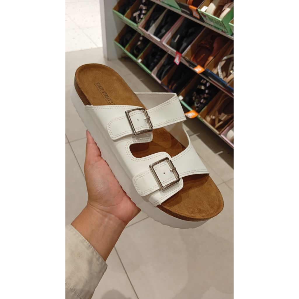 Payless State Street Womens Robyn Slide Footbed