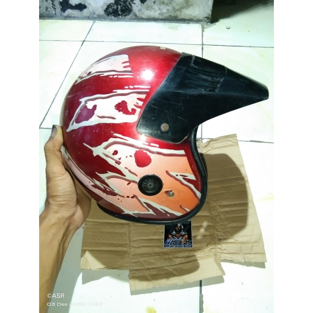 HELEM/HELM SUZUKI TS WARNA MERAH ORIGINAL SECOND