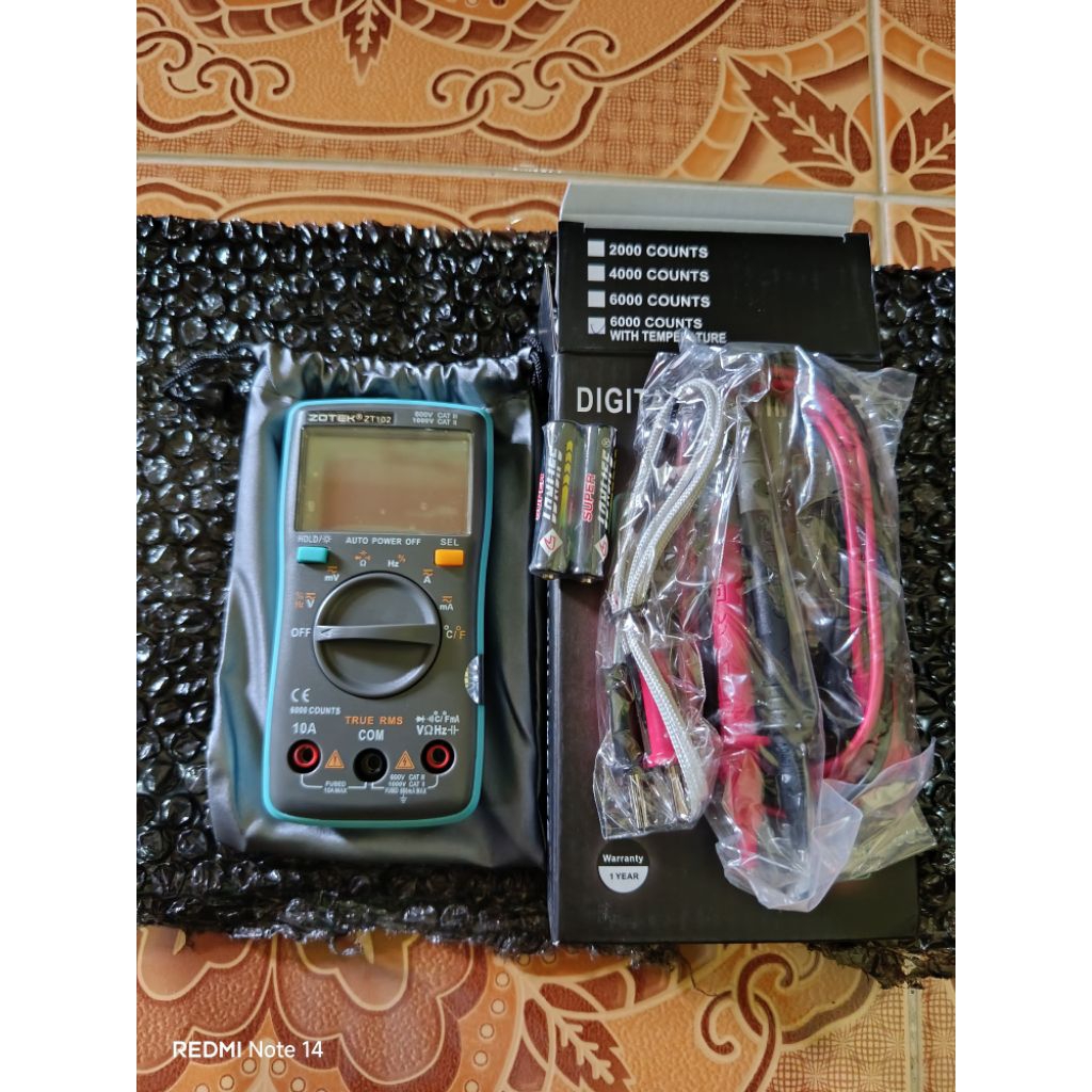 Multimeter Digital Zotek ZT102 / Avo Meter Digital Zotek zt102