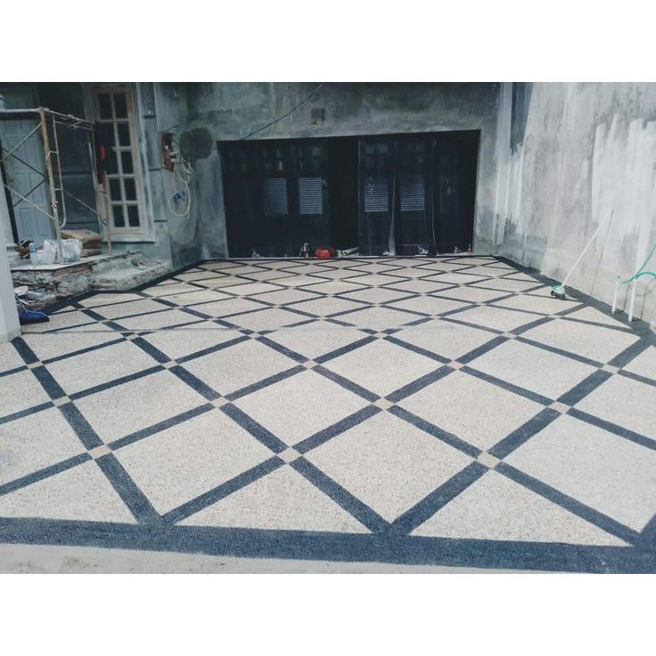 Carport Garasi Mobil Batu Sikat Motif Kotak-kotak
