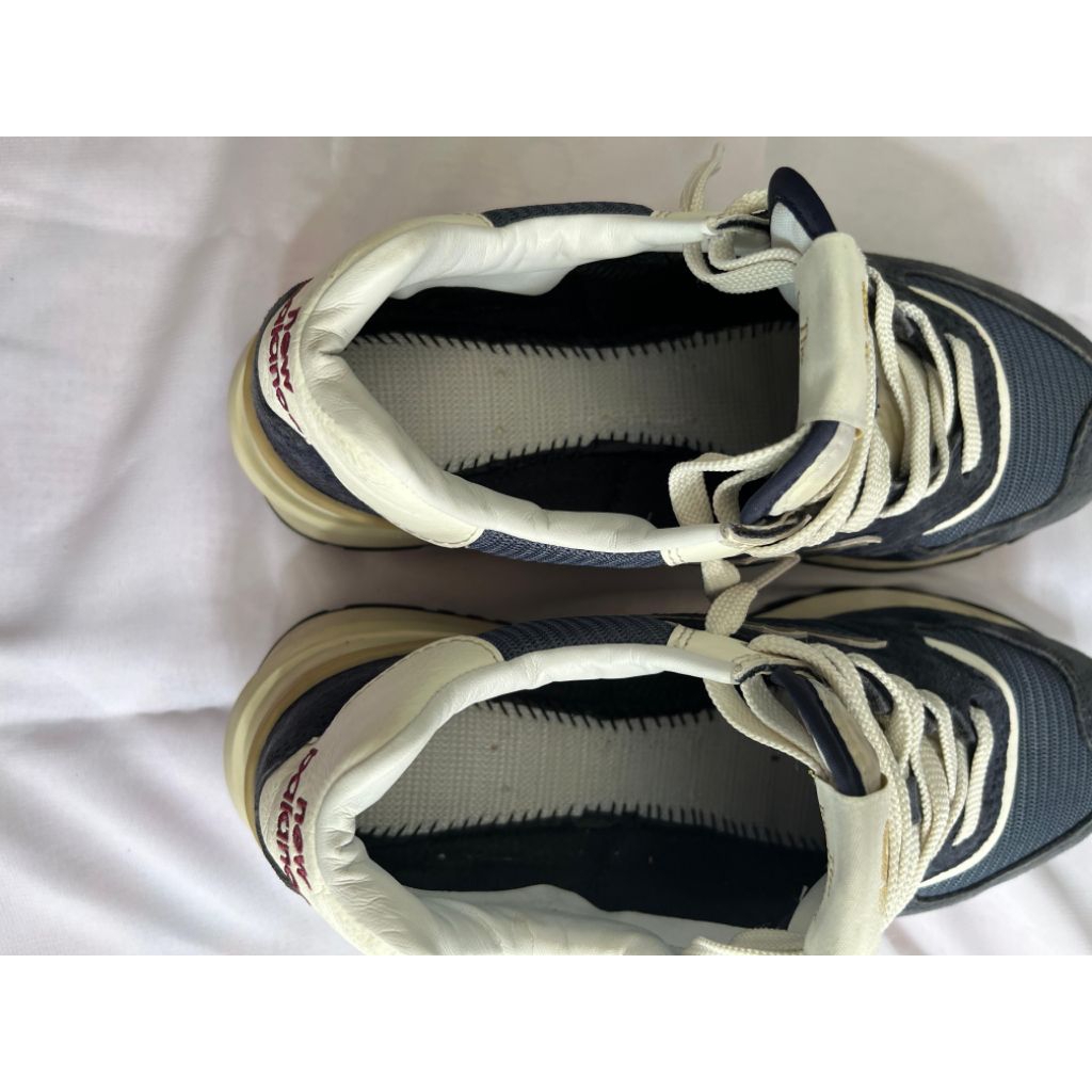 sepatu keren 574 legacy navy