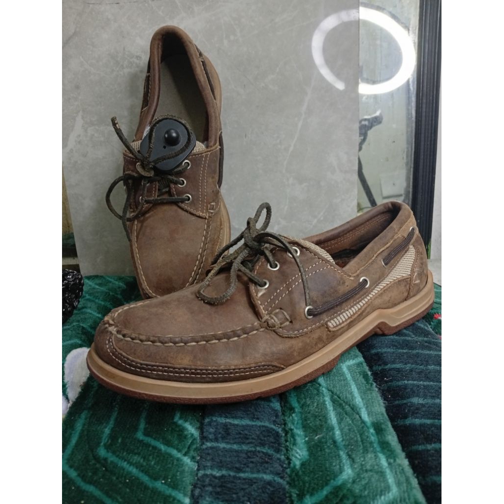 sepatu second branded kulit sebago dockside