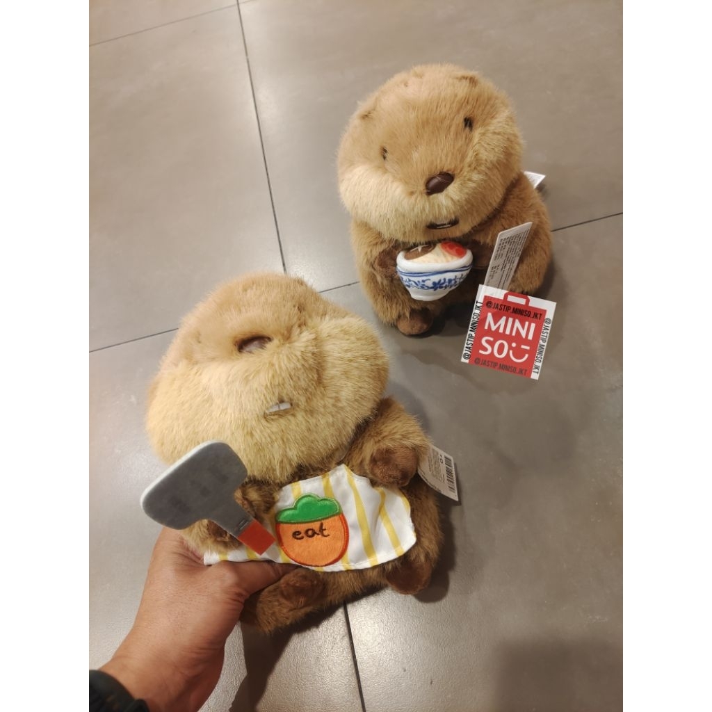 MINISO Boneka Groundhog CAPYBARA Lucu (20.3cm) APRON / BOWL