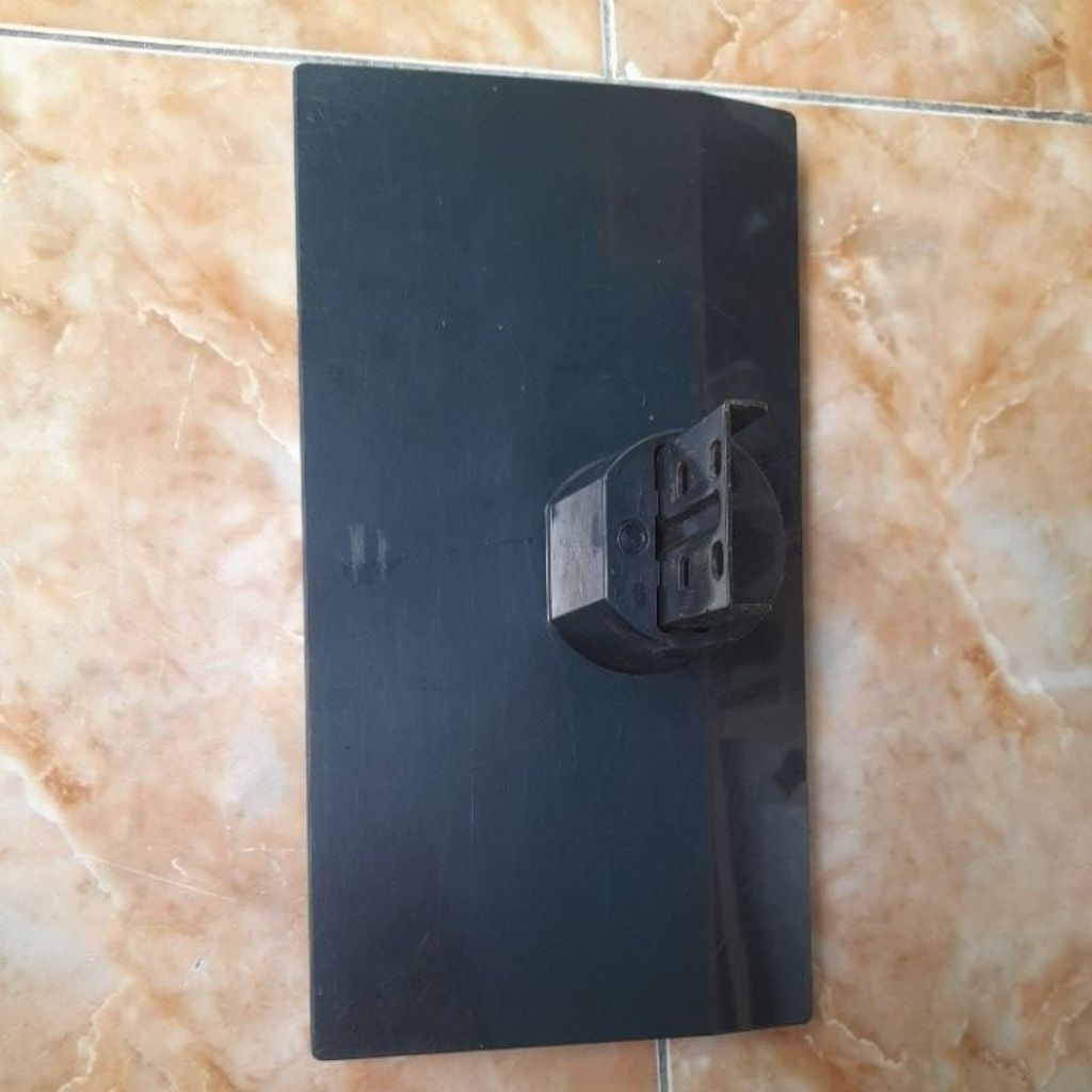 Stand kaki tengah tv lcd TOSHIBA 23PB201EJ