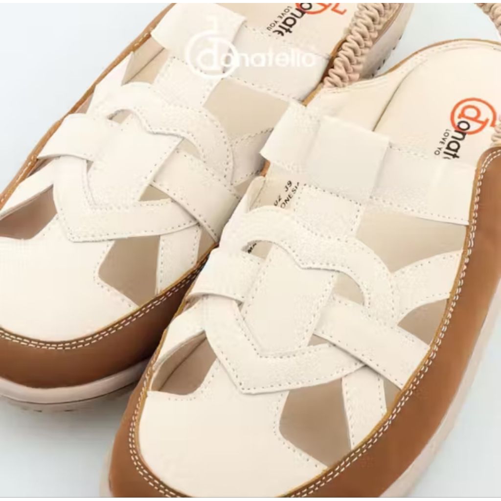 Sepatu sandal Donatello