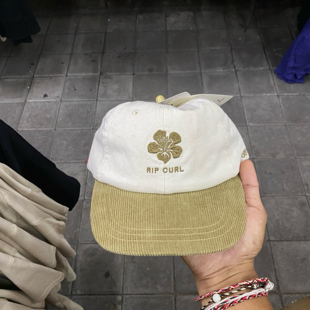 Topi Ripcurl Contrast Cap Taupe Original