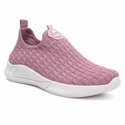 Sepatu / Sneakers Wanita Merk Dr. Kevin