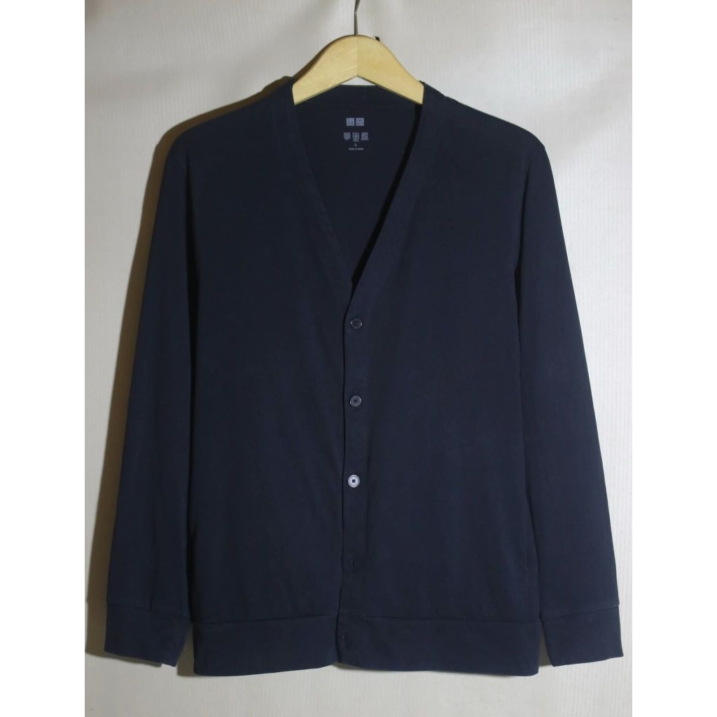 Cardigan Airism Uniqlo