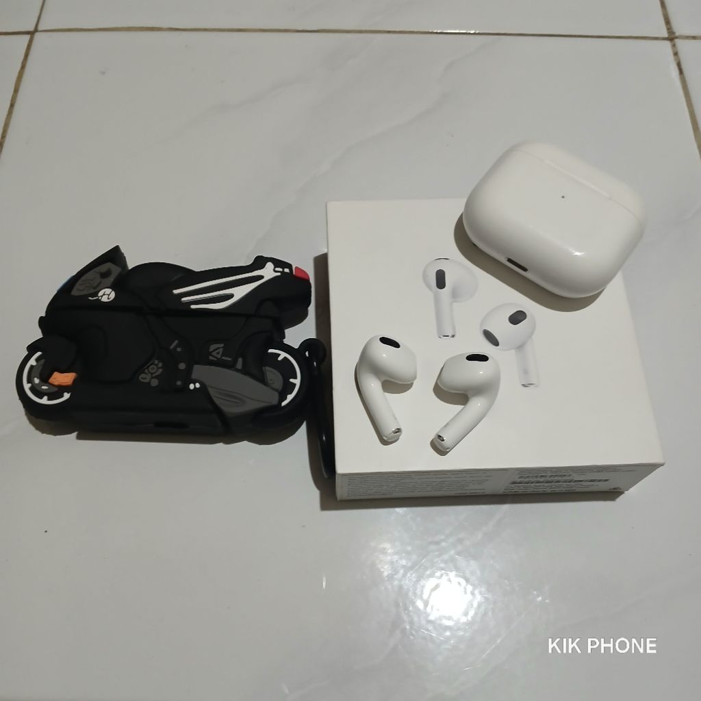 AirPods Gen 3 Second lngkp mulus normal siap pakek