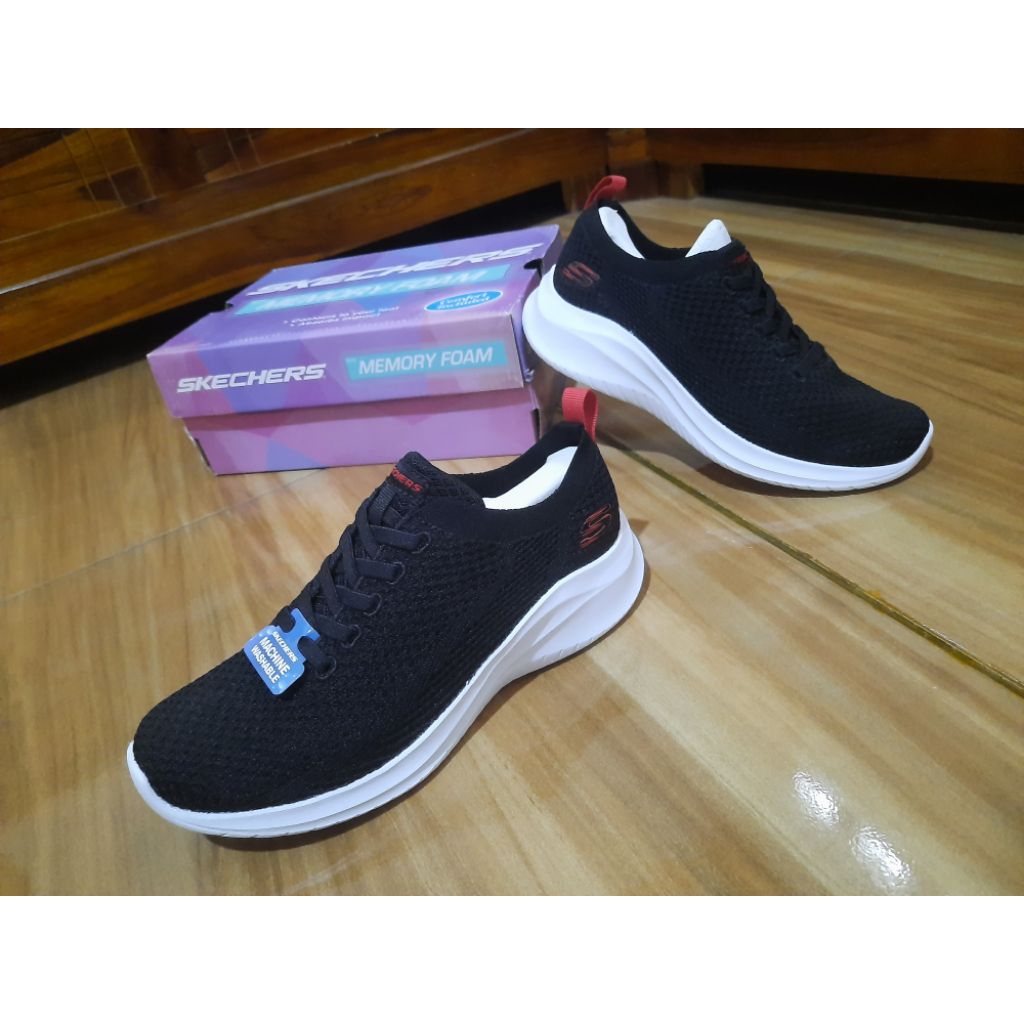 sepatu skechers women warna hitam original