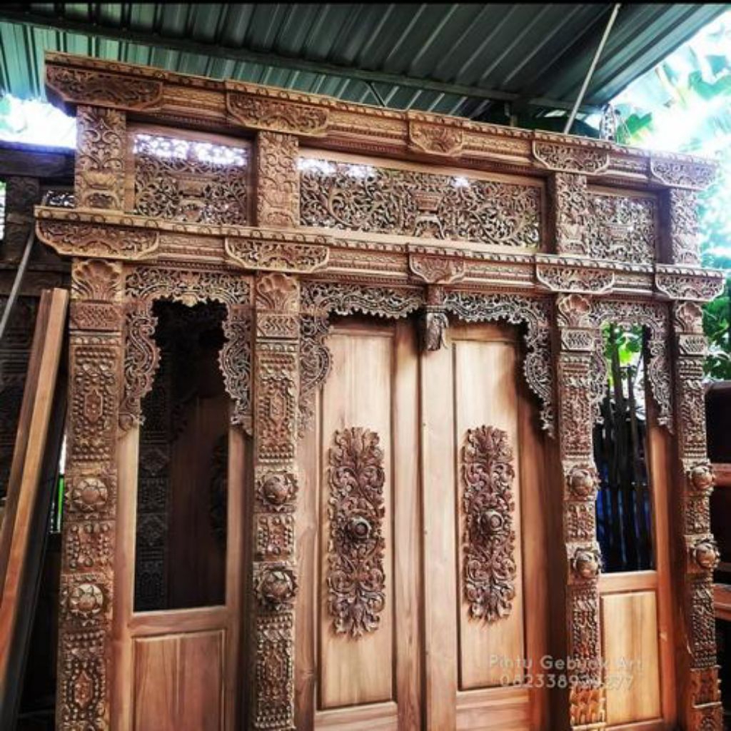 Pintu Gebyok Jawa