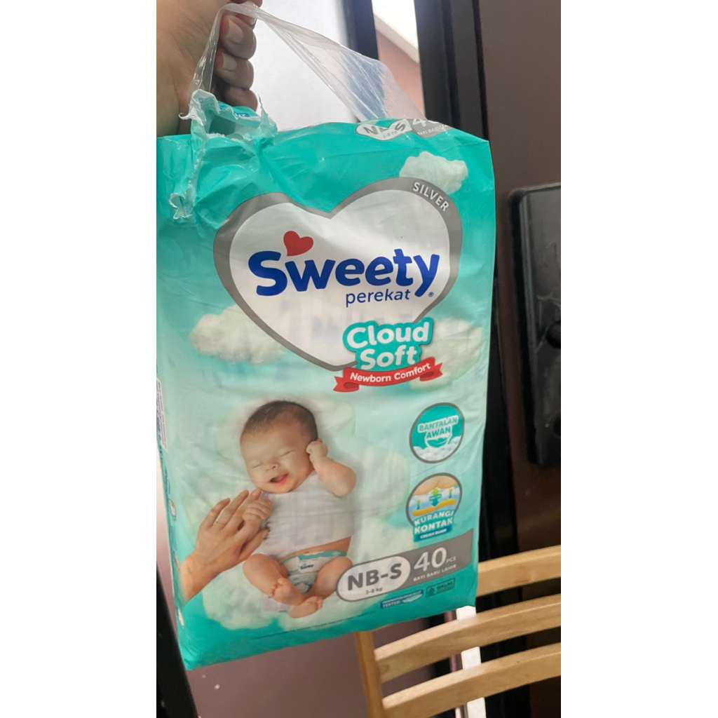 (preloved) pampers sweety NB