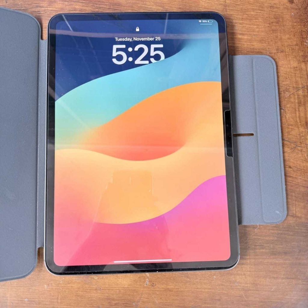 iPad Pro 11 inch M4 RAM 16GB Hard drive 1TB