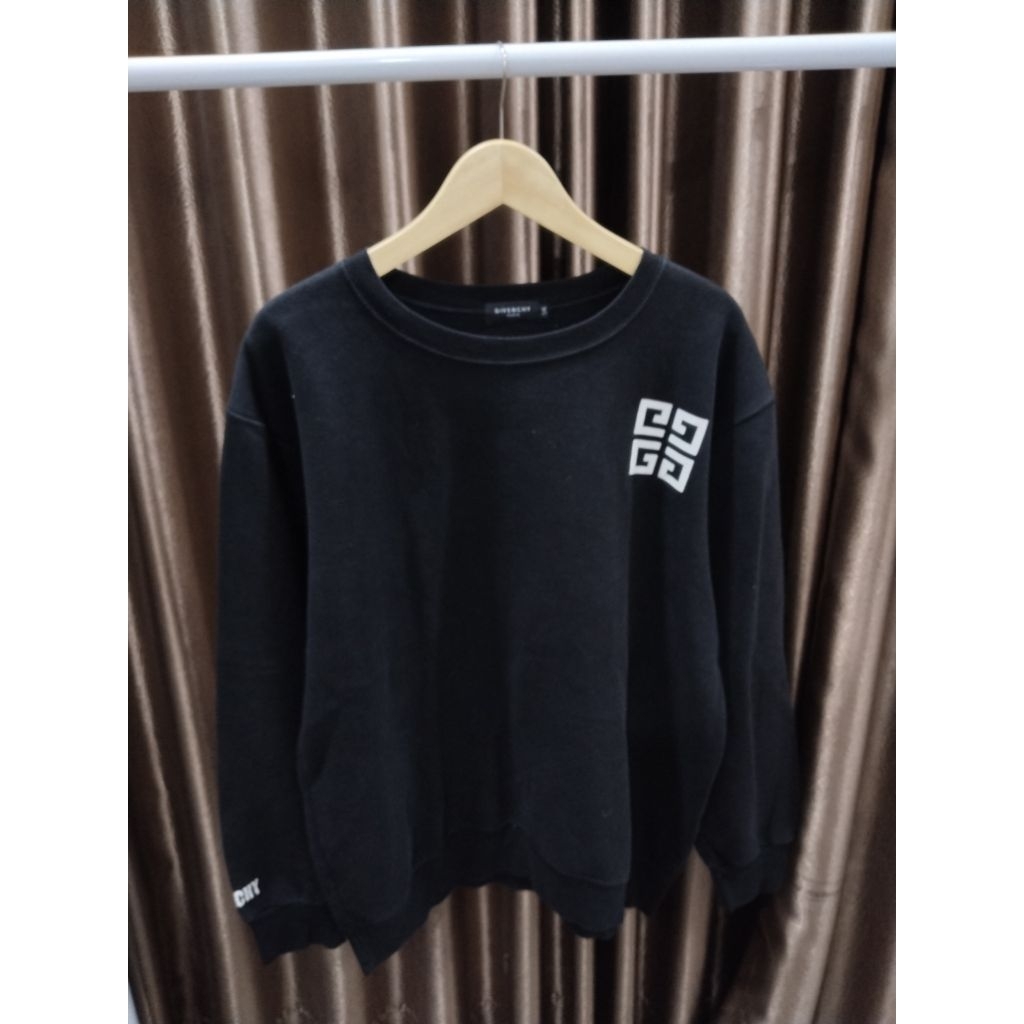 CREWNECK GIVENCHY