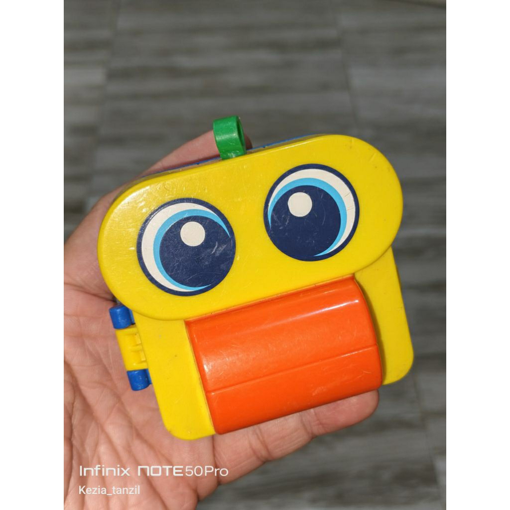 GANTUNGAN KUNCI GANCI KEYCHAIN KEYRING KEY CHAIN RING LEGO THE MOVIE DUPLO ALIEN MAINAN MCDONALDS MC