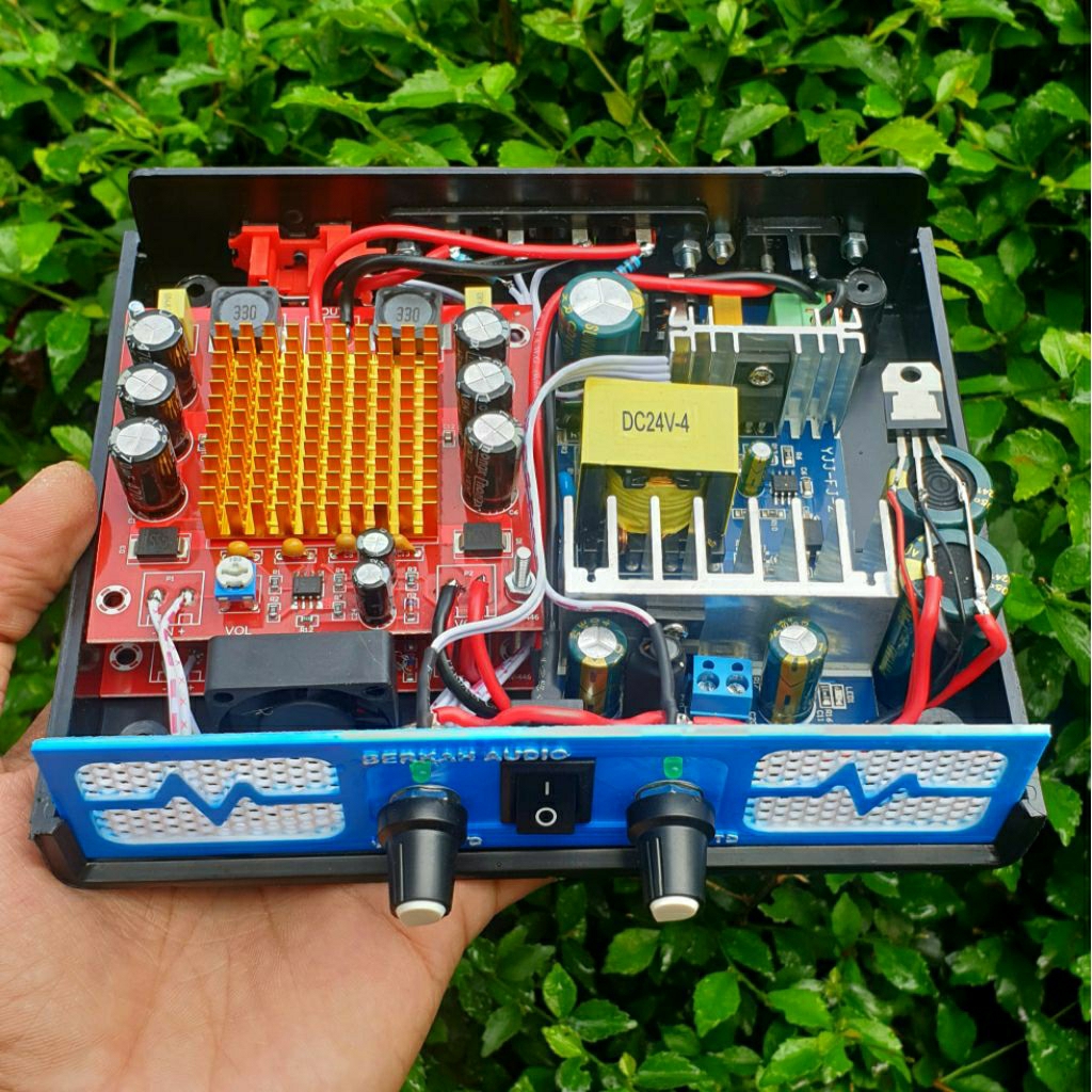 POWER MINI BUILD UP CLASS D 2 CHANNEL 150X150 WATT