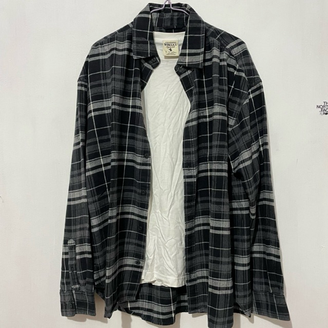 free kaos putih  whoau Kemeja Flanel Ori Bekas Mulus — Baju Second Branded Pria