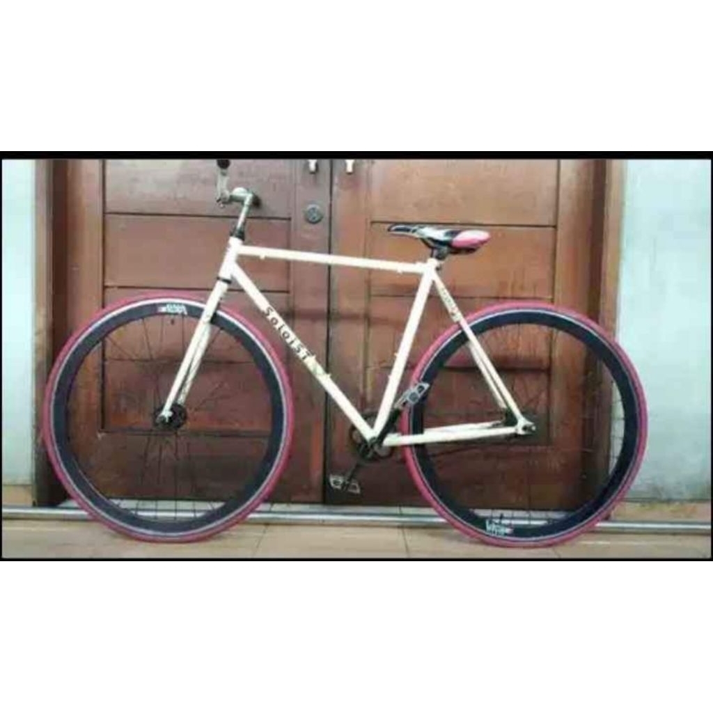 Fixie Classic United Soloist 01 White Edition bkn balap roadbike mtb seli