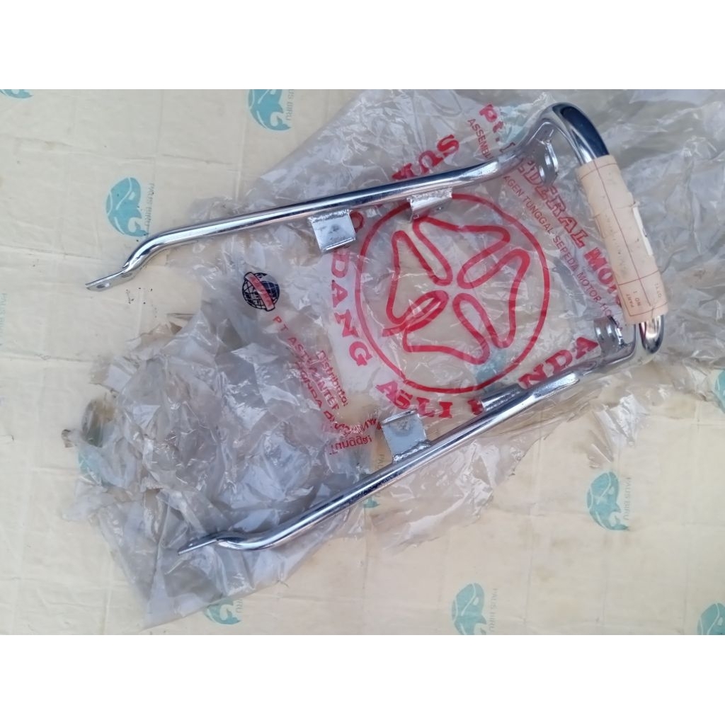 Behel begel Honda CB100N CG110N CBN CGN Original