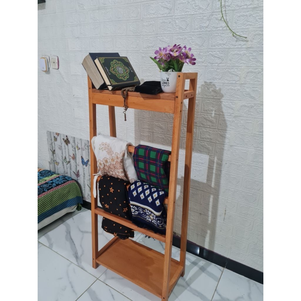 RAK JILBAB KAYU ESTETIK KOKOH