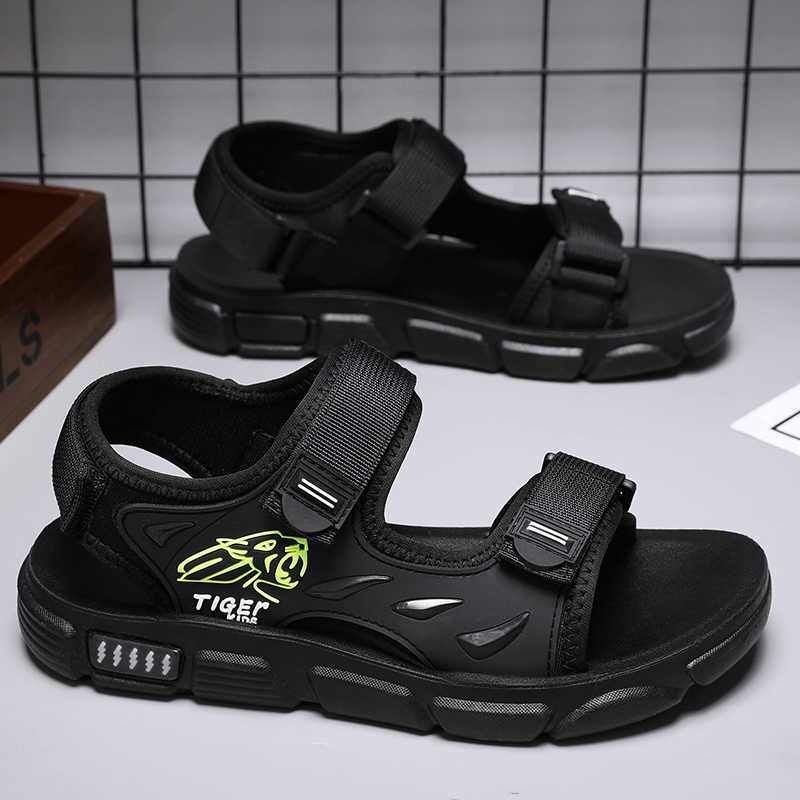 Sandal Slop Pria Traveling / Sandal Slip On Sporty – Anti Slip, Sol Tebal, Cocok untuk Traveling