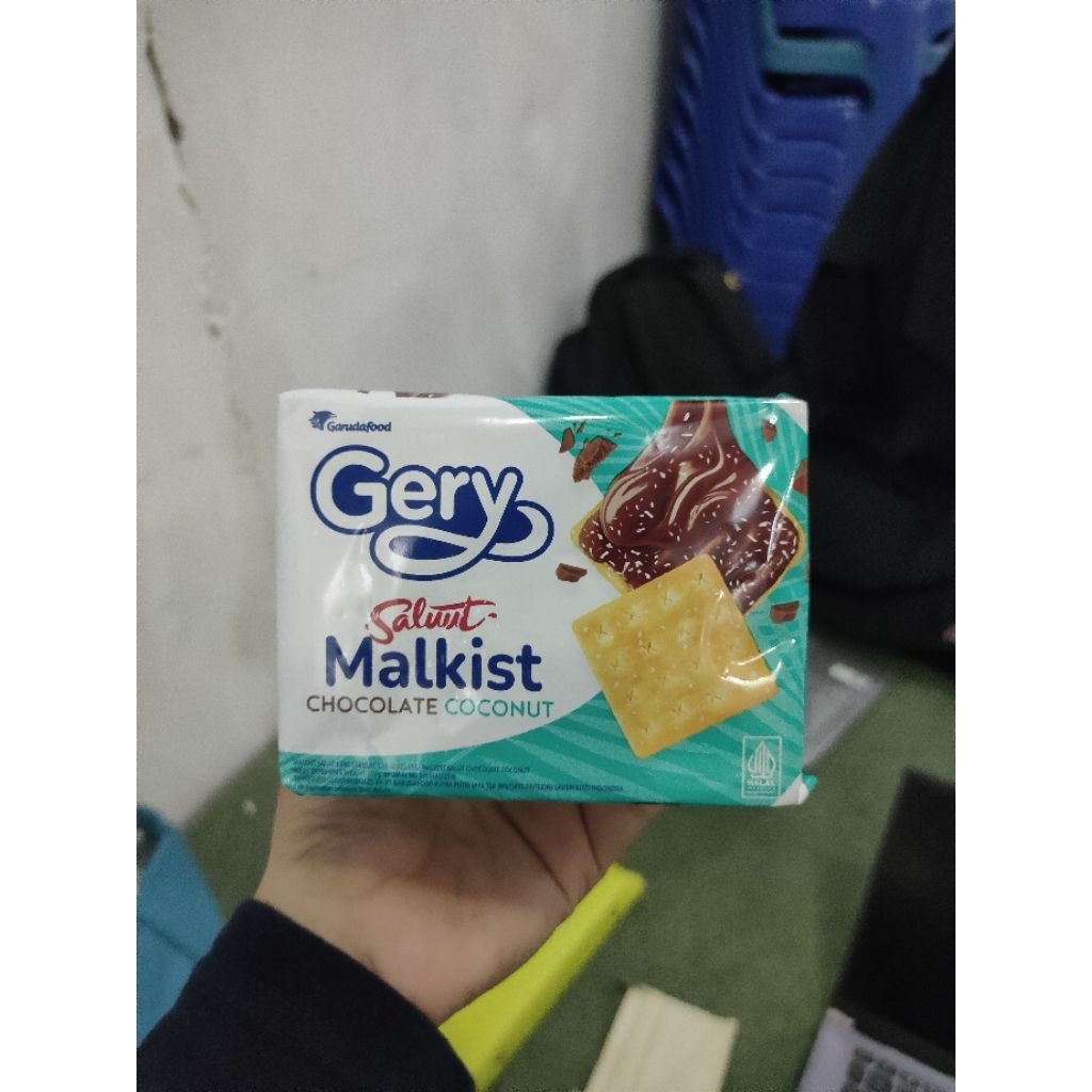 Gery Salut Malkist rasa Chocolate Coconut (Garuda Food)