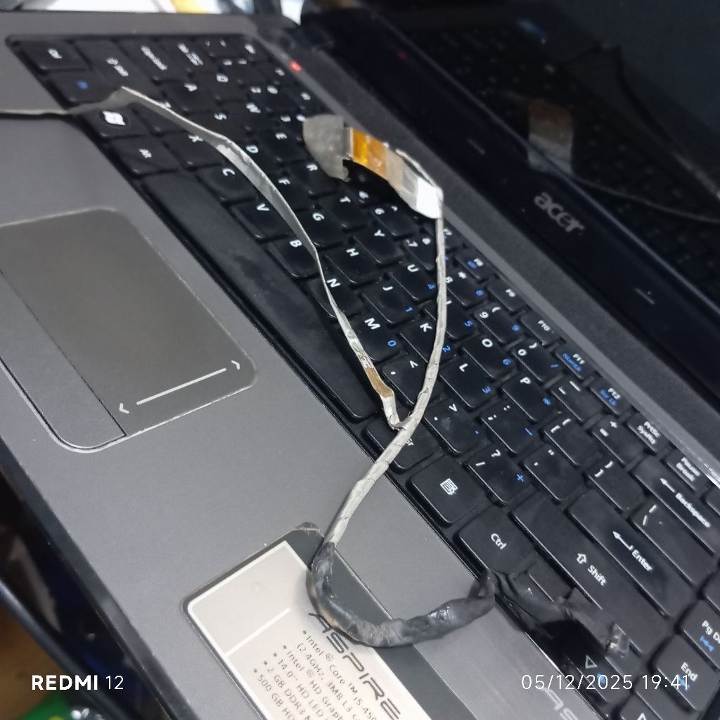 konektor fleksibel lvds acer 4750.