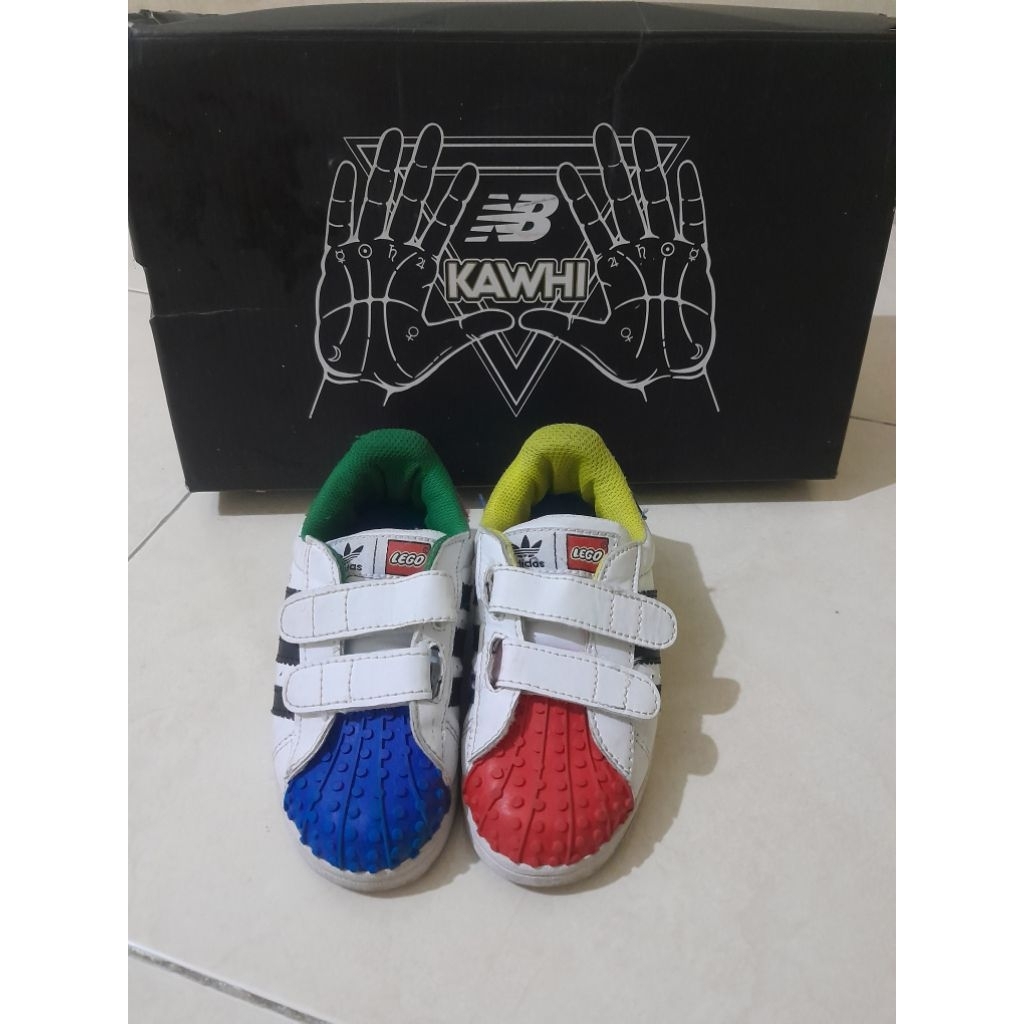 sepatu anak adidas x lego
