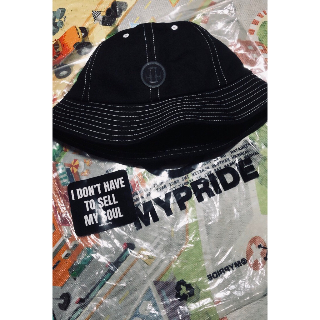 BUCKETHAT MYPRIDE