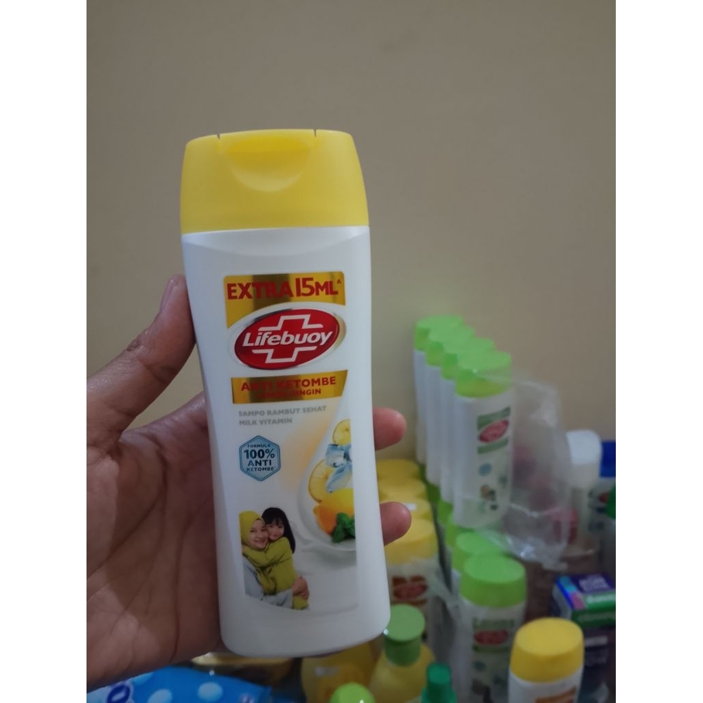 Lifebuoy shampoo anti ketombe lemon dingin 170ml