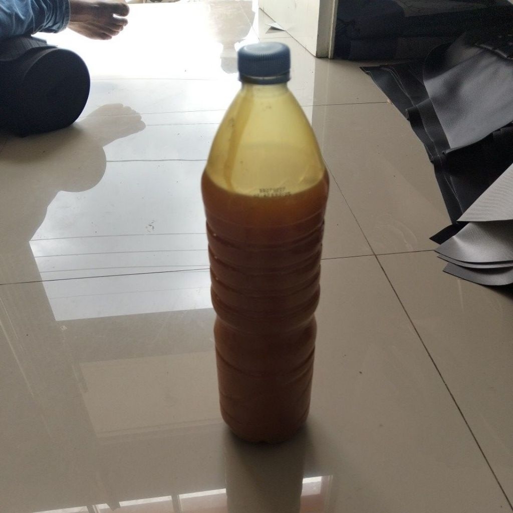 lem kuning botol