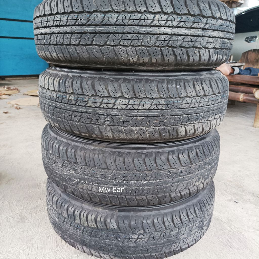 ban 225/70 r17 dunlop Grandtrek at20