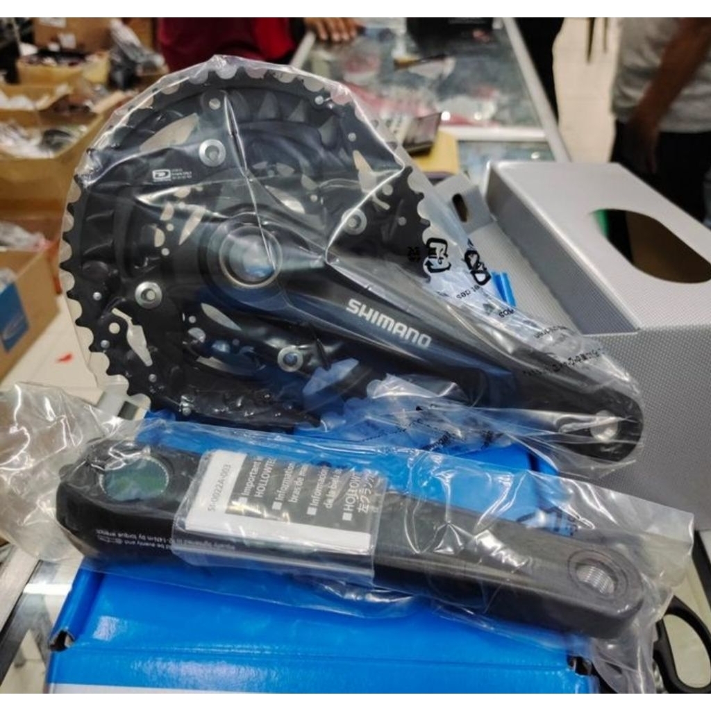 crank shimano Deore MT500 hollowtech II HT2 40-30-22T 3 x 10 speed