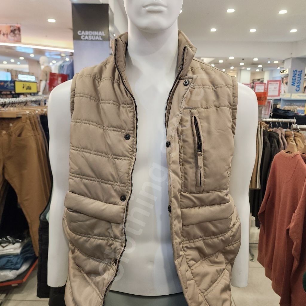 WATCHOUT CASUAL rompi pria warna khaki WJ600200004