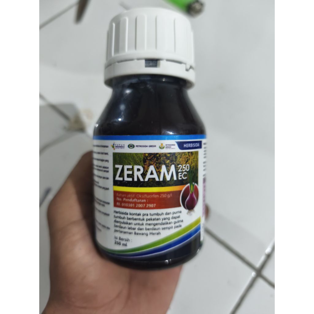 Herbisida ZERAM 250 ML