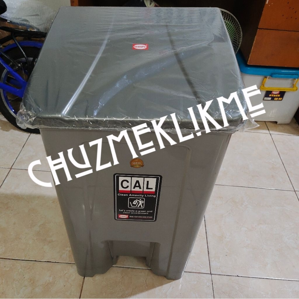 Tempat sampah besar Shinpo 70 liter/Tempat sampah Shinpo 70 liter (model injak)/Tempat sampah shinpo