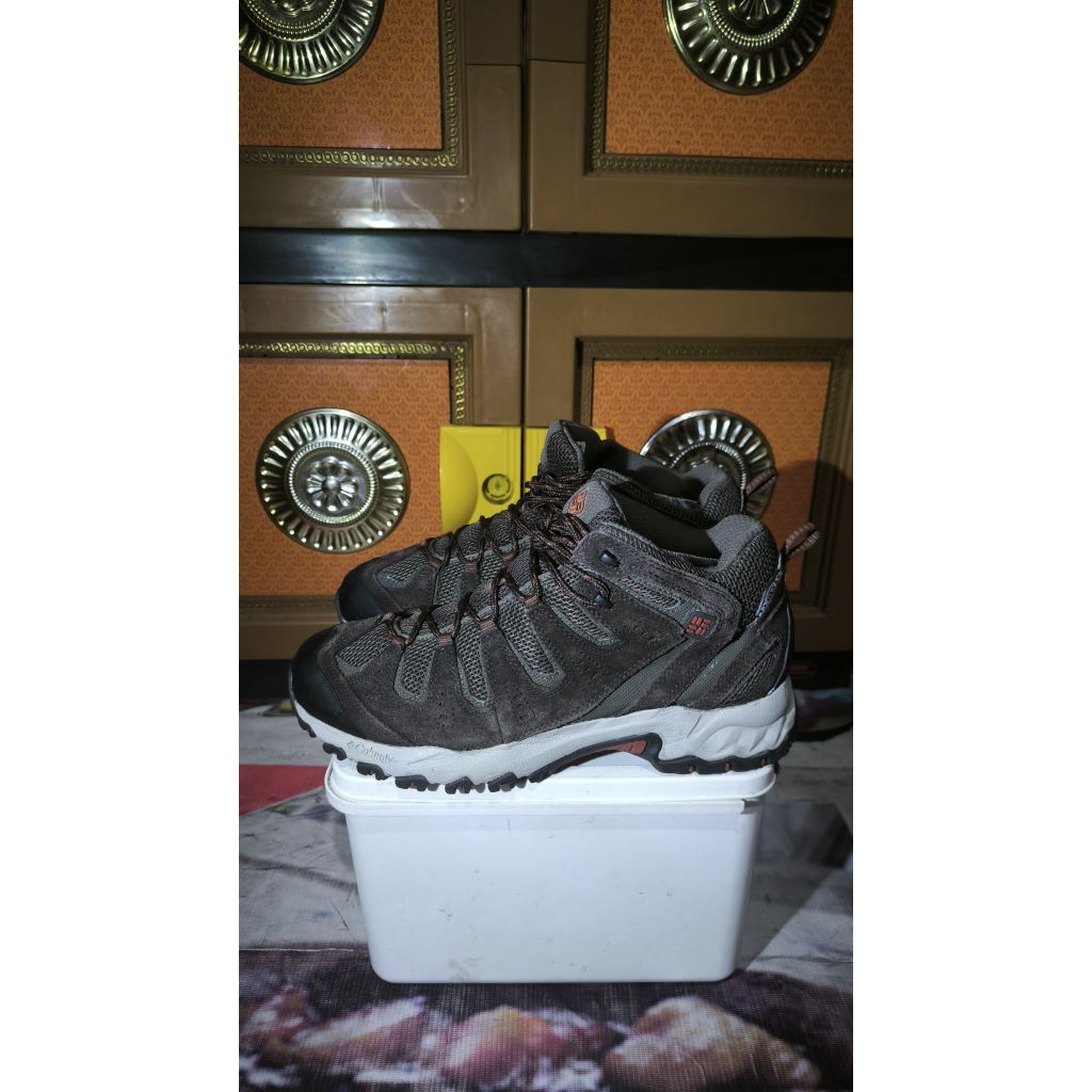 Sepatu Outdoor MID COLUMBIA OMNITECH